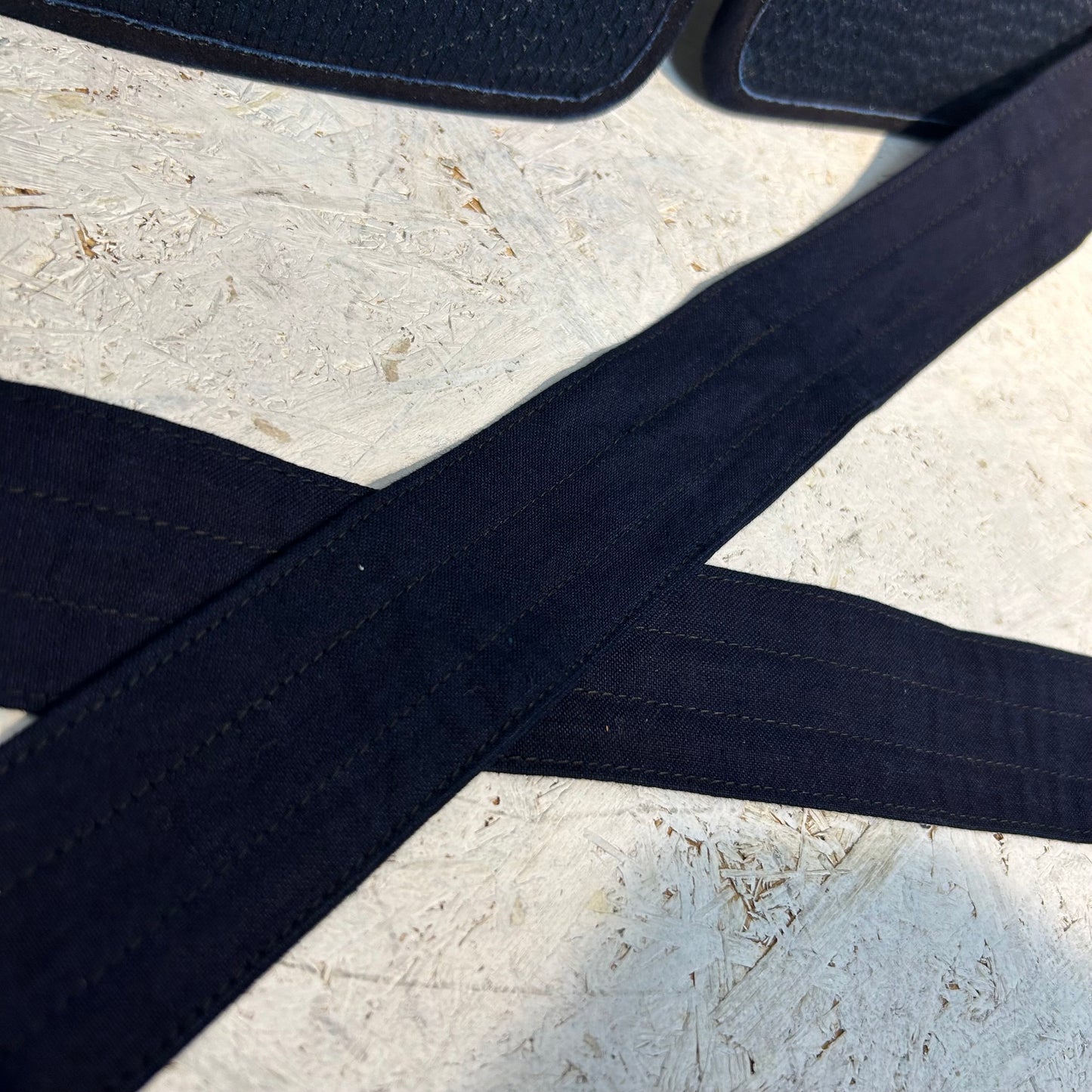 仙台ショールーム展示品 2/24掲載 Lサイズ【ミツボシ】『峰』シリーズ『旭峰』 6mmミシンぐの目刺紺革防具 垂単品