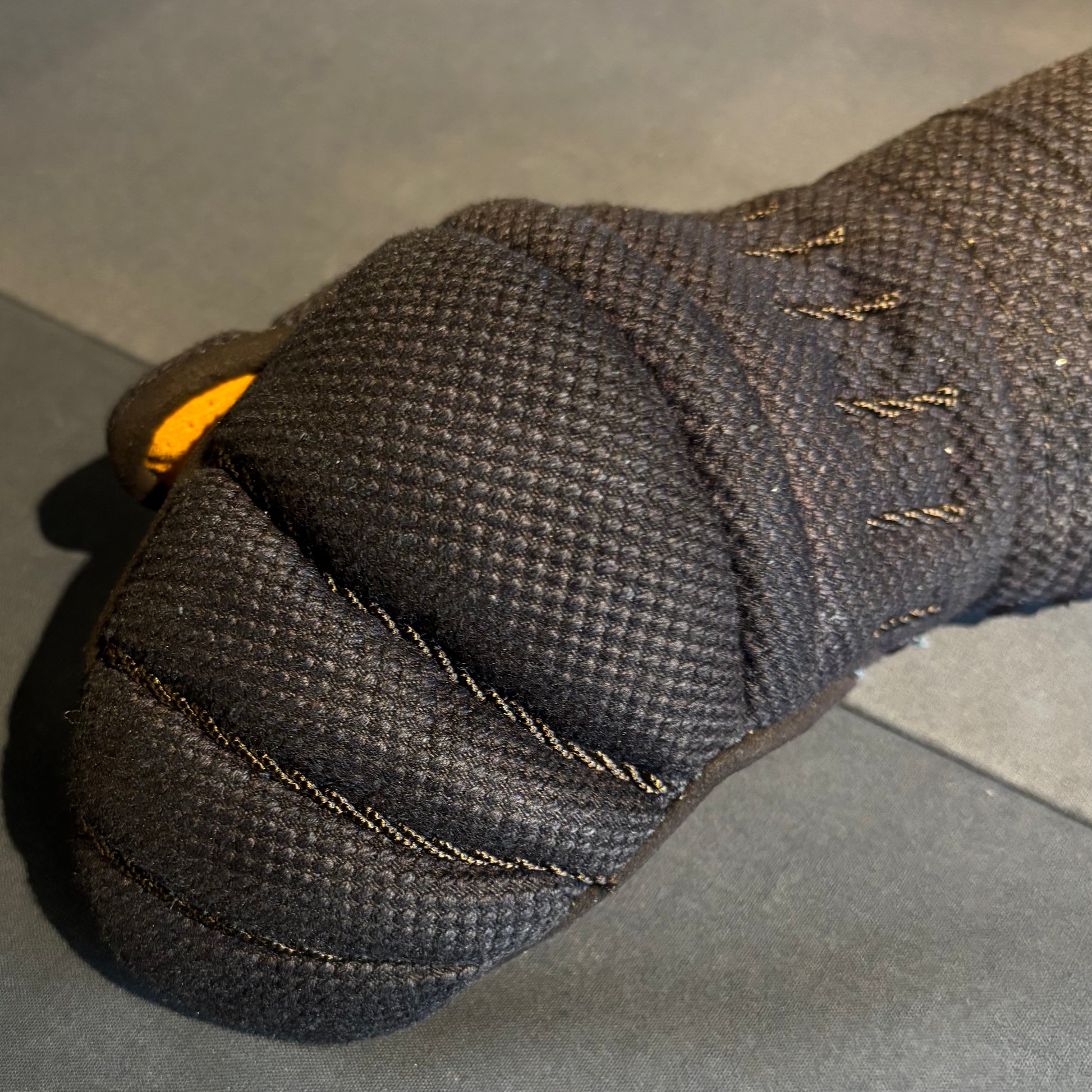 日本剣道具製作所】西都 -SAITO- 6mm刺 小手 – BUSHIZO 日本剣道具製作所】西都 -SAITO- 6mm刺 小手 – BUSHIZO